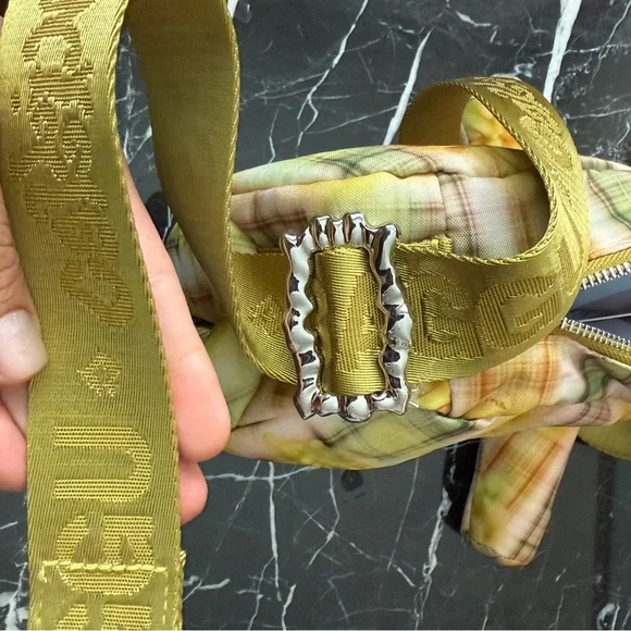 BAGGU Collina Strada Green Plaid Horse Bag - Picture 8 of 10